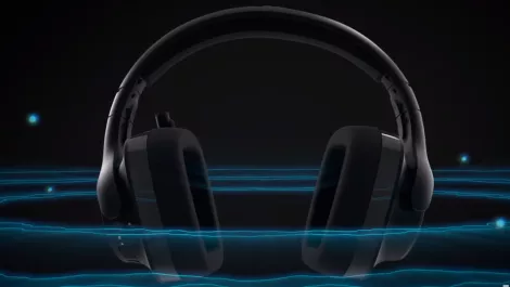Logitechwheadphones