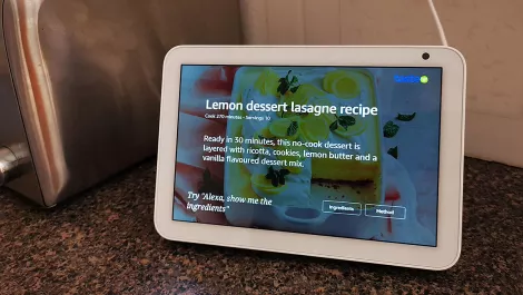 Amazon echo show 8 01