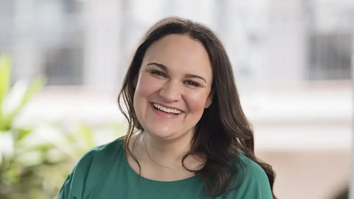 Apj pr   photo   natalie chrara2(2)