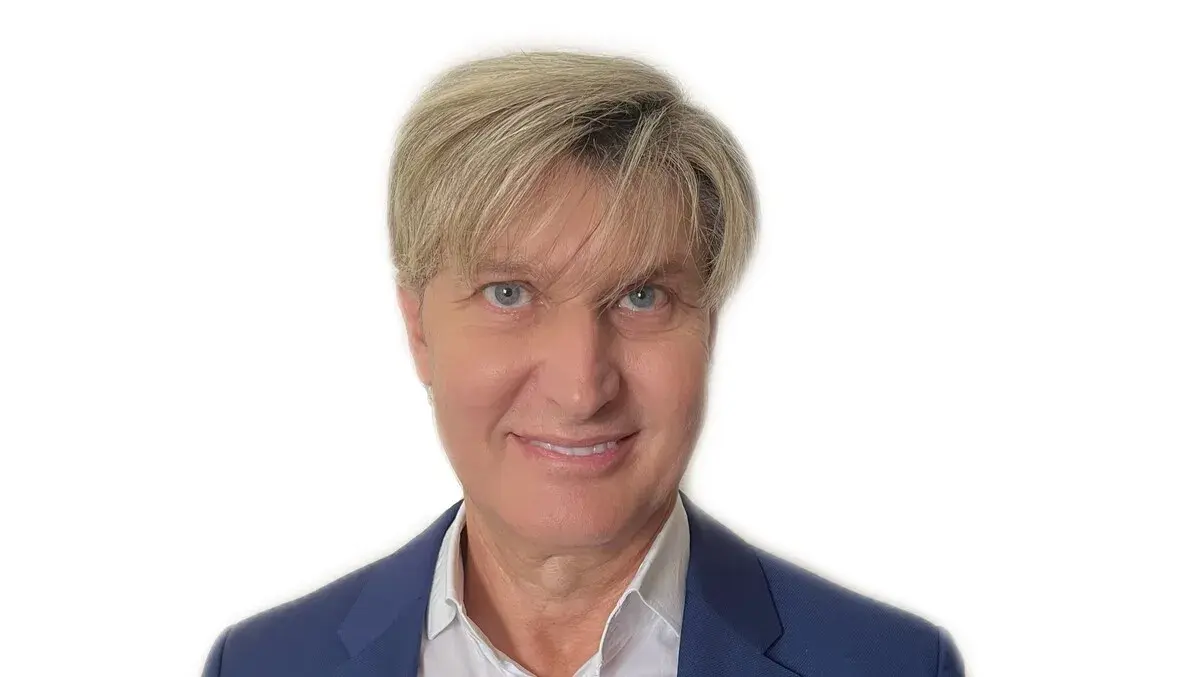 Pantelis astenburg vp dach versa networks photo1(2)