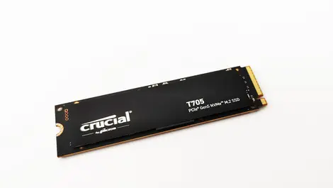 Crucial t705 ssd 02