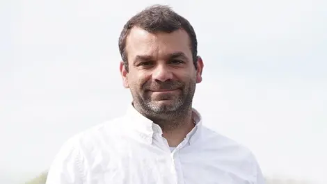 Joel carusone headshot 95 