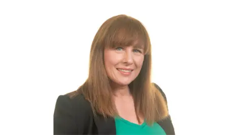 Nicola allen headshot  1200 x 677 