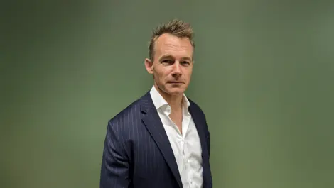 Ben henshall green background portrait