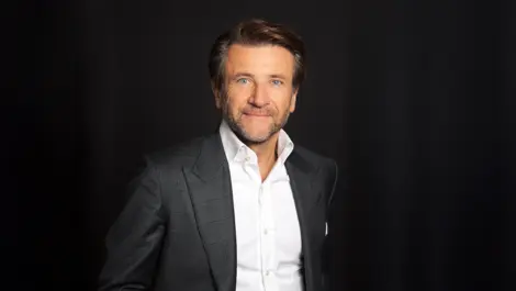 Ps robert herjavec photo smaller