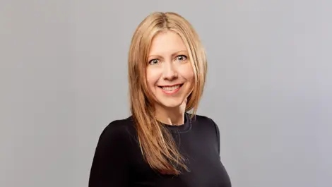 Ps carrie parker headshot