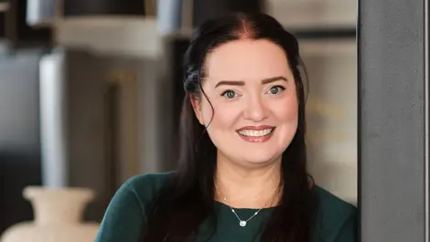 Christie0033 cropped  1 